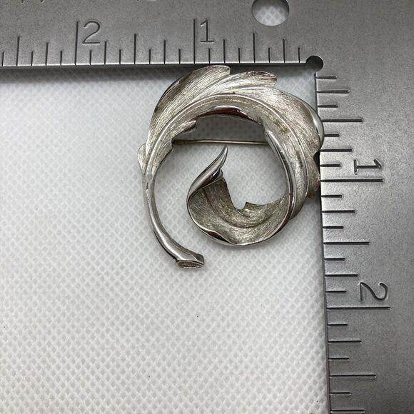 Vintage Lot of 3 Signed Monet Krementz Emmons Silver Tone Pin‎ Brooch Rhinestone - Picture 16 of 16